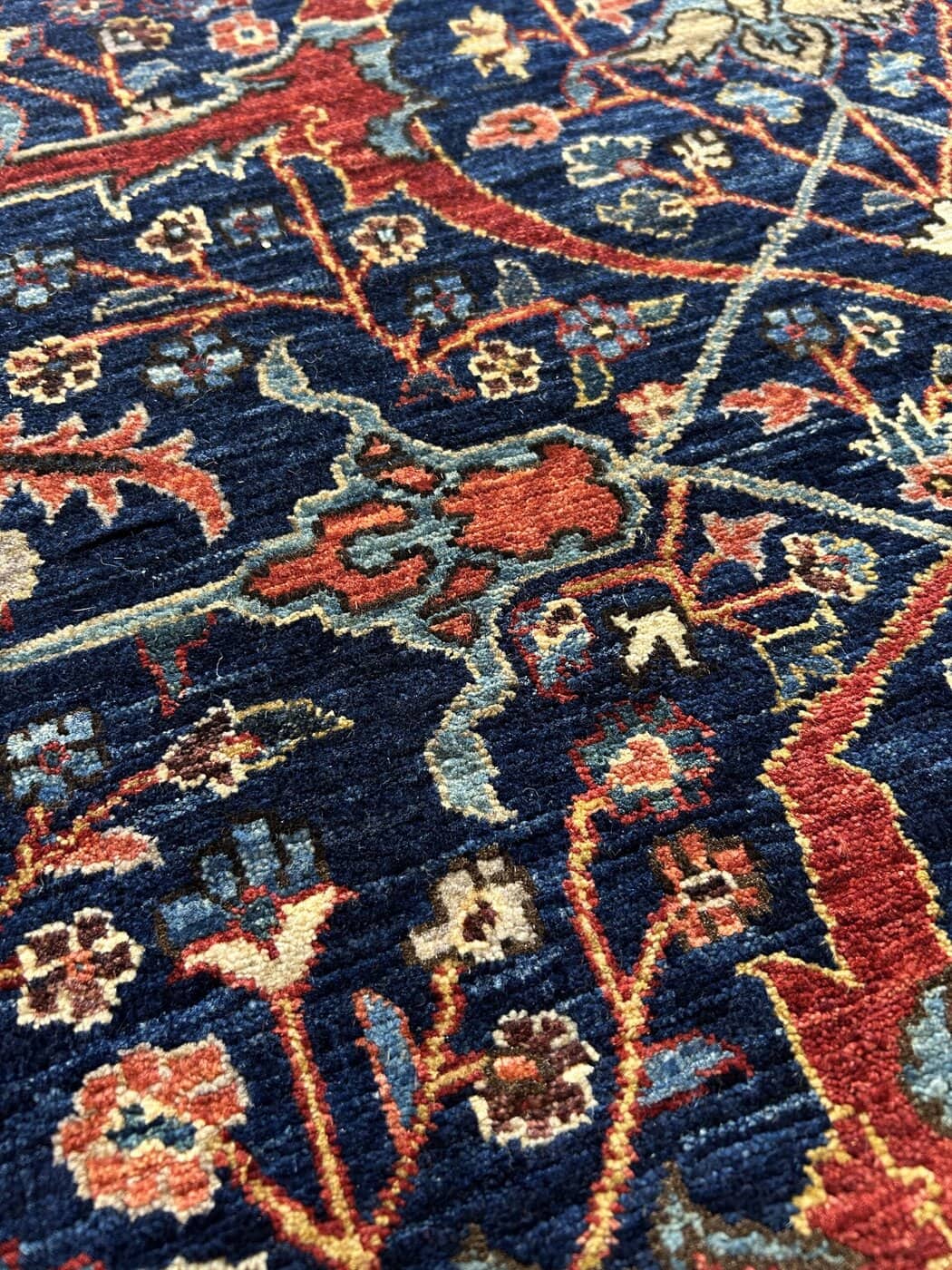 Elegant Bidjar image 3
